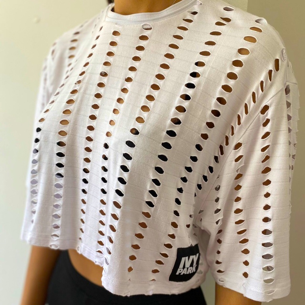 IVY PARK white hole crop top T tee